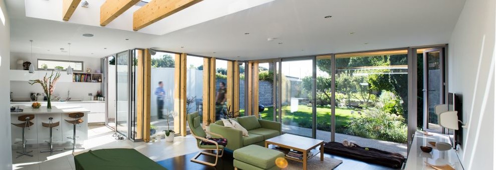 Photo of a contemporary family room in Dublin.