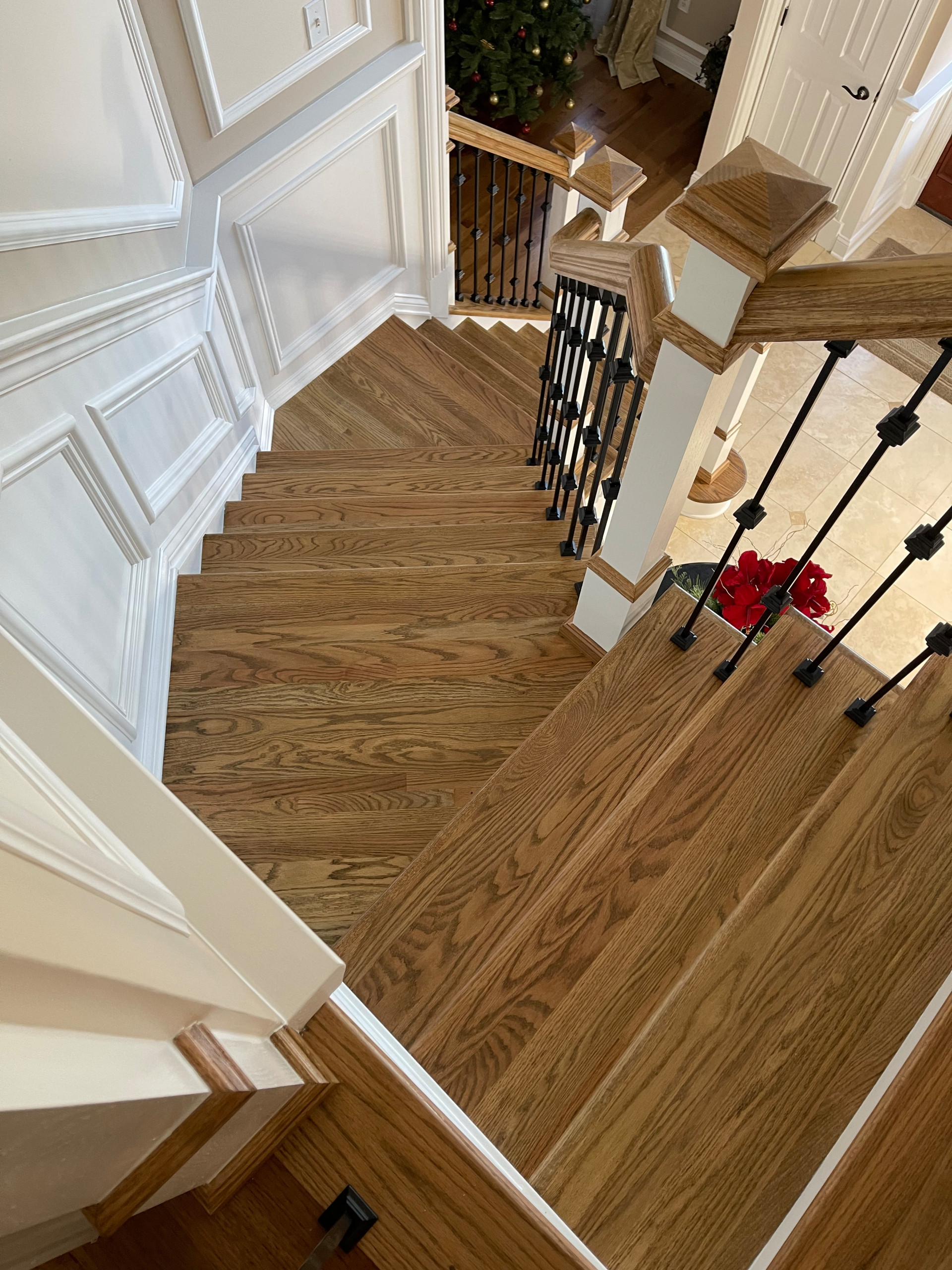 Custom staircase and railing