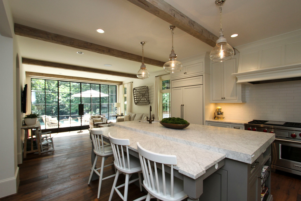Transitional kitchen photo in Atlanta