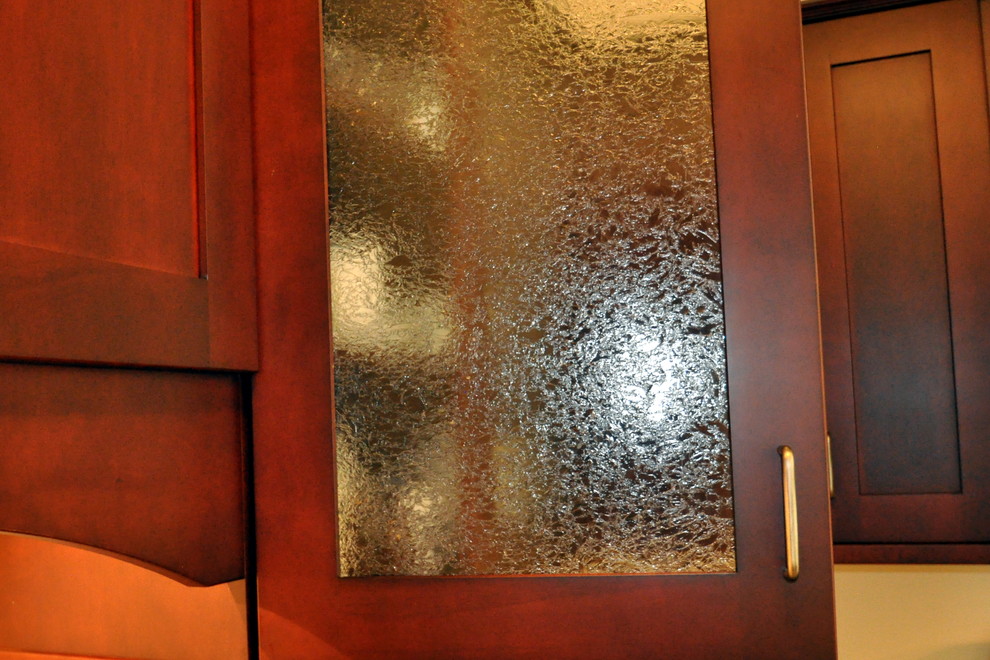 Inspiration for a transitional kitchen remodel in Chicago