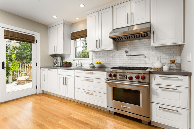 Altadena Kitchen Remodel klassisk-koek