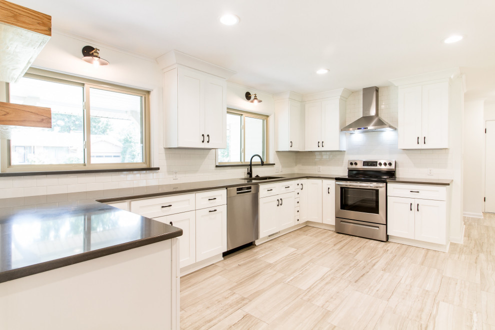 Sophisticated Farmhouse Kitchen