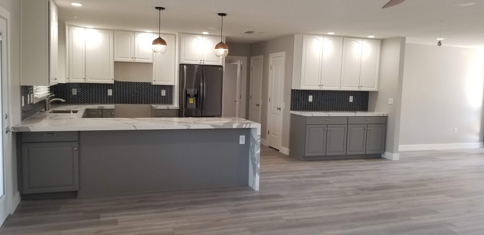 Inspiration for a transitional kitchen remodel in Phoenix