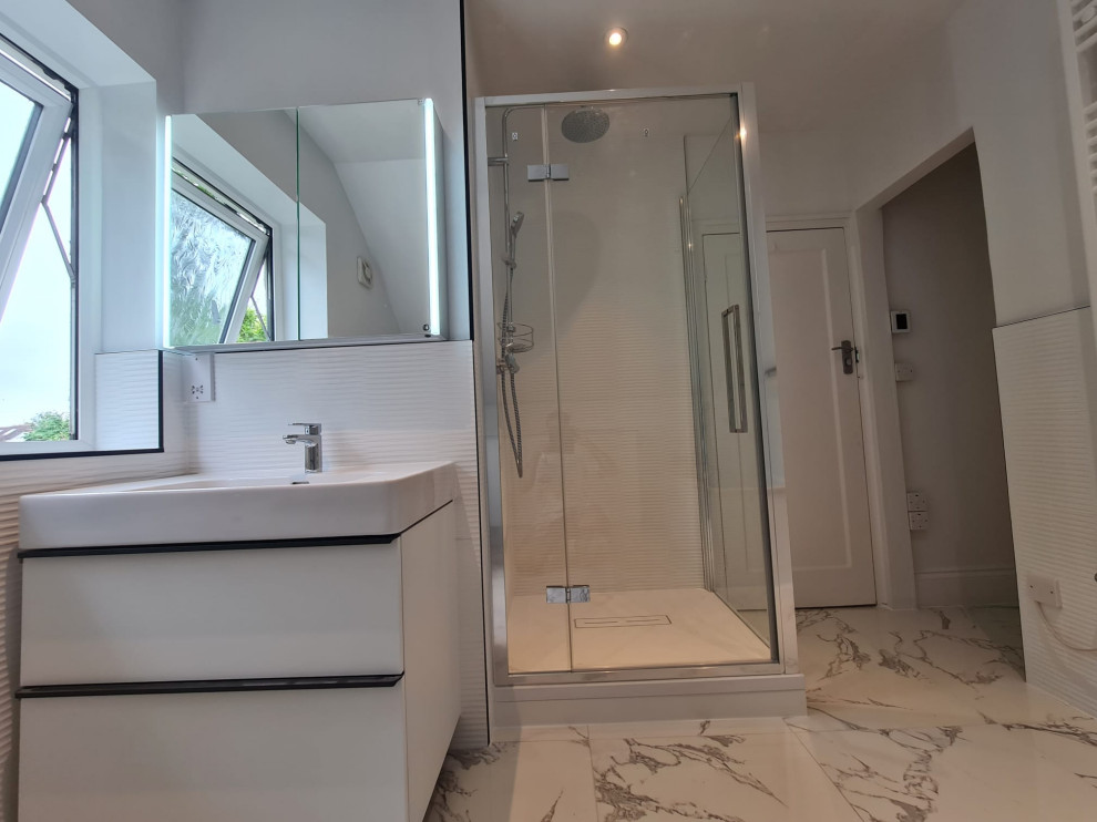 Modern Bathroom