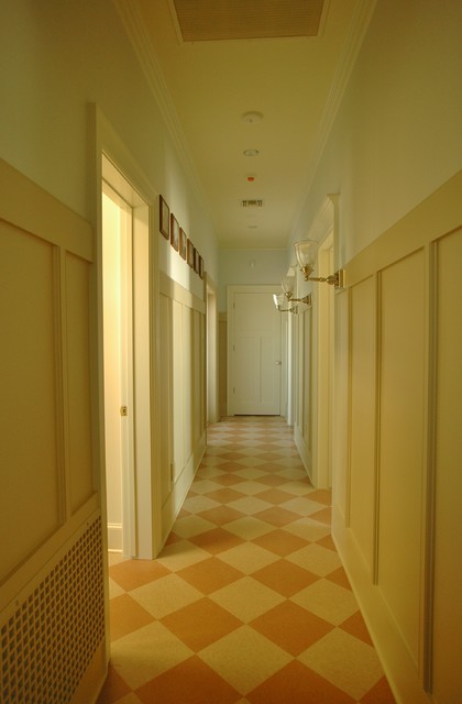 Coastal Beachfront Custom Home Hallway maritimt-gang