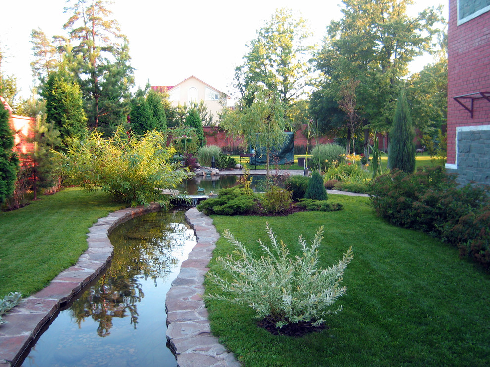 Вода в саду. Наши работы прошлых лет.