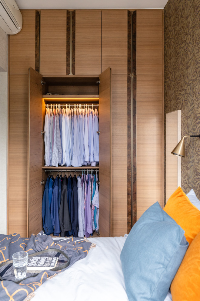 This is an example of a wardrobe in Hong Kong.
