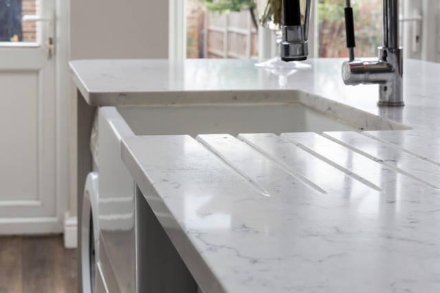 Bianco Carrara Quartz 30mm Modern Kitchen Other By Topsco