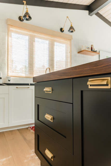 Parkview Dr fusion-kitchen