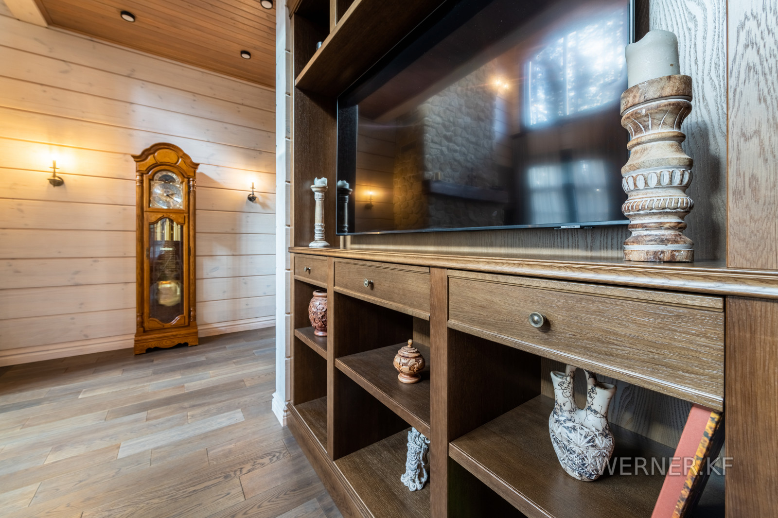 Стеллаж для телевизора