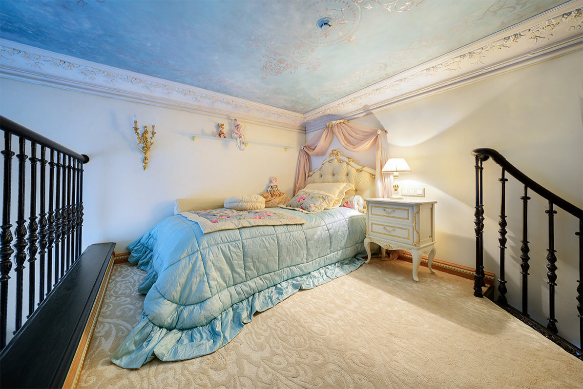 Изысканный классический интерьер дома