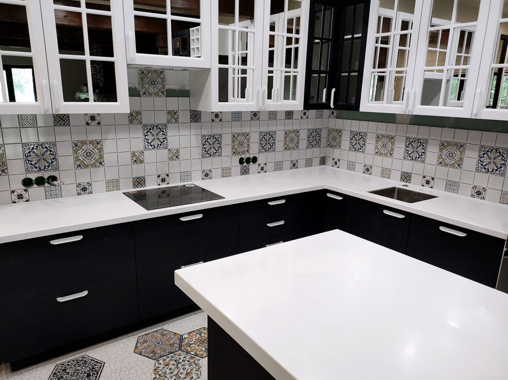 Столешница и кухонный остров из искусственного камня Staron