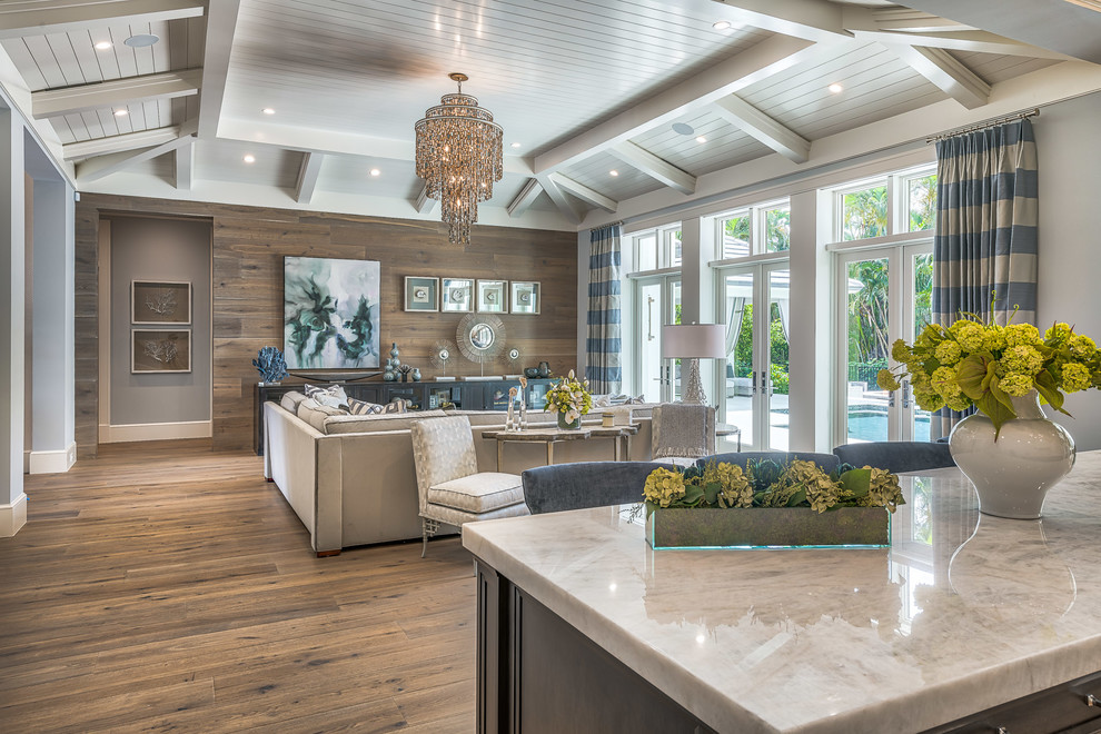 Home design - transitional home design idea in Miami