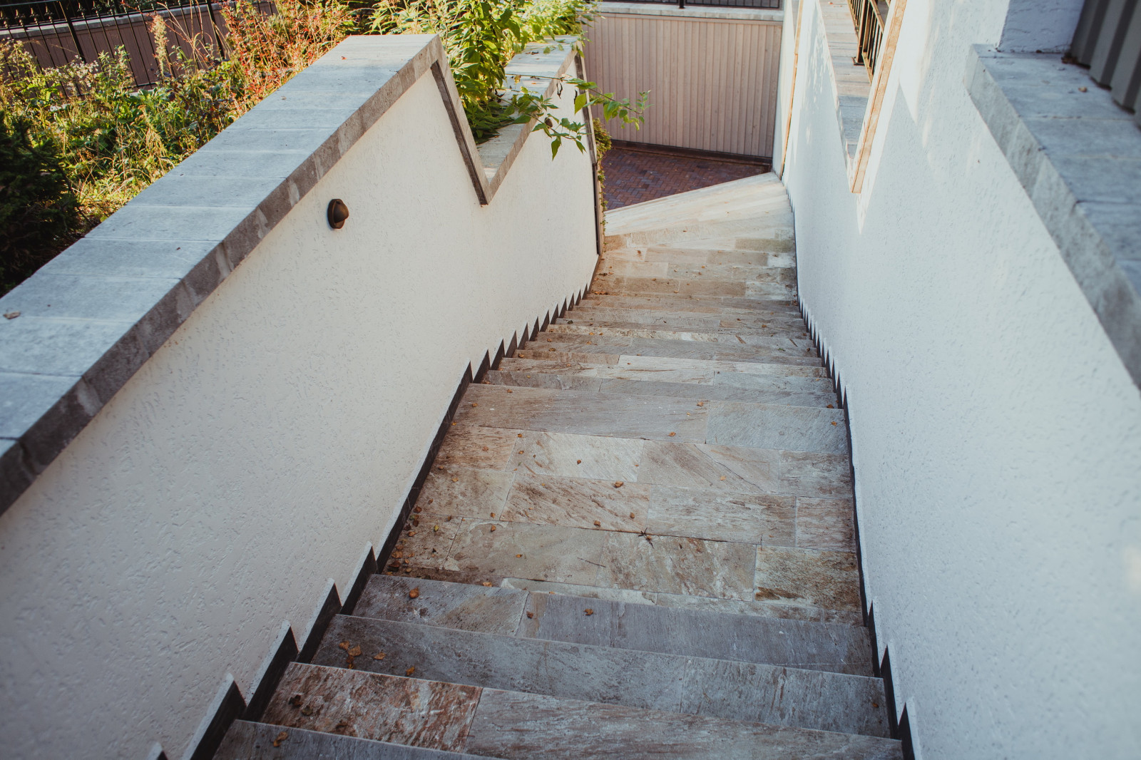 Лестница из сланца