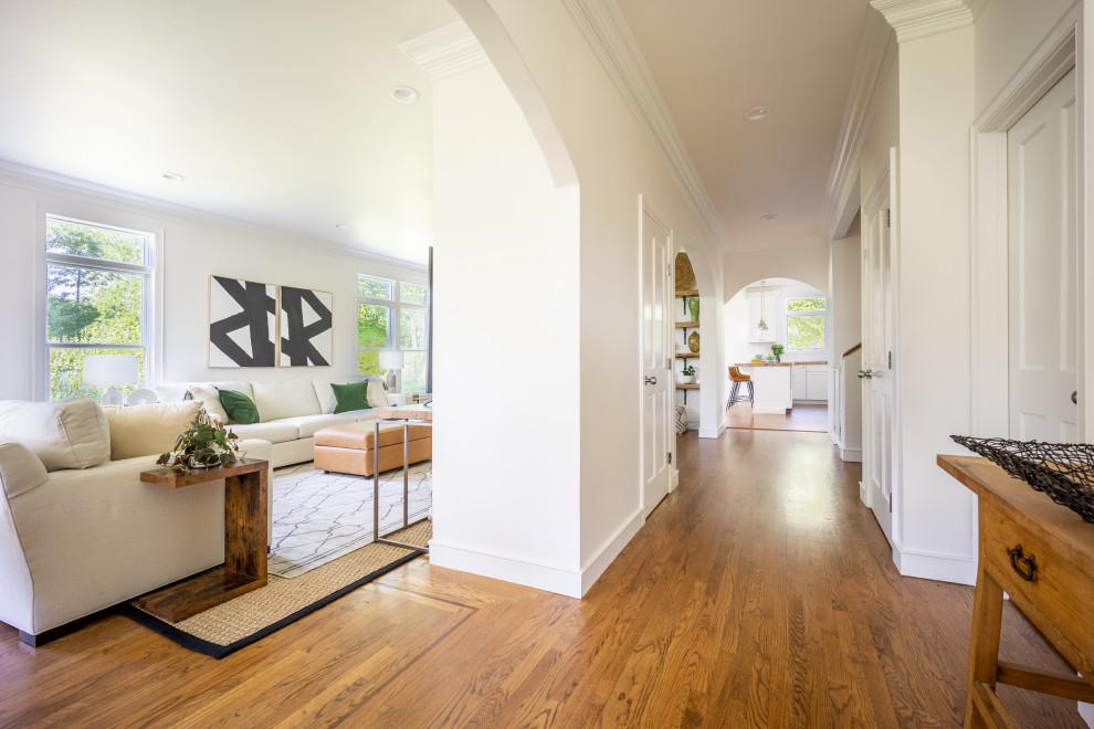 Hampton's Naturalist - Water Mill, NY