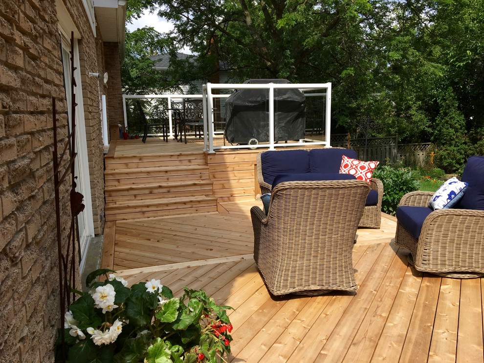 Example of a large backyard deck design