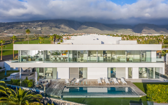 Villa Adeje Golf coastal
