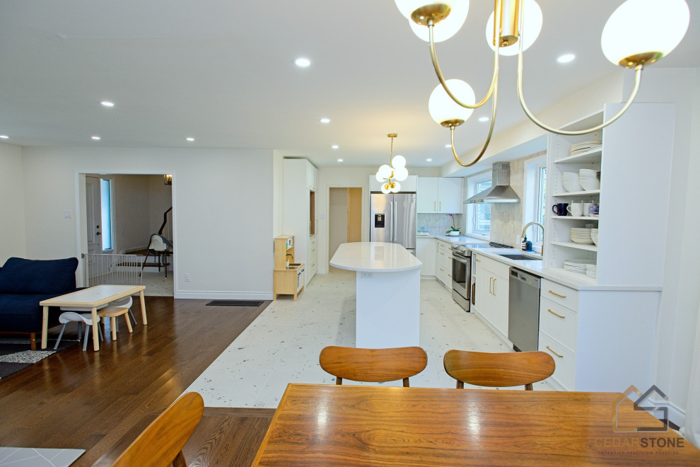 Round Edge Retreat in Etobicoke
