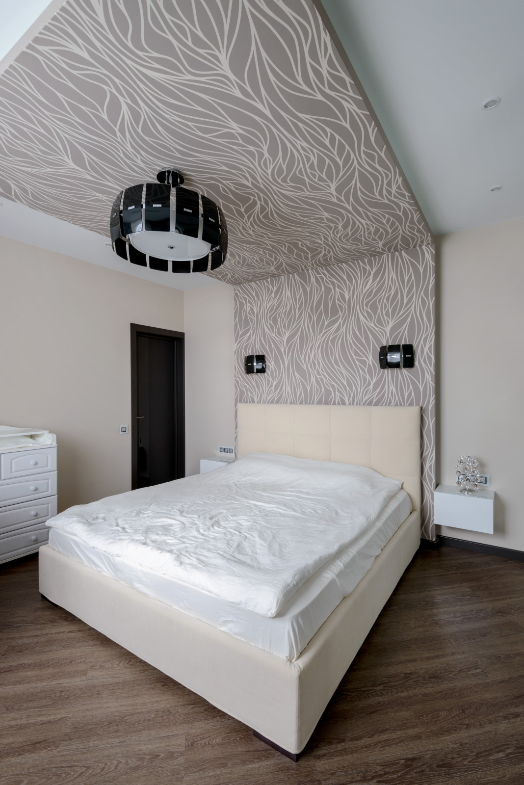 Трехкомнатная квартира-студия в современном стиле