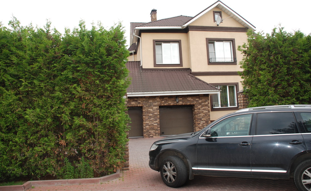 Небольшой сад на Рублевском шоссе