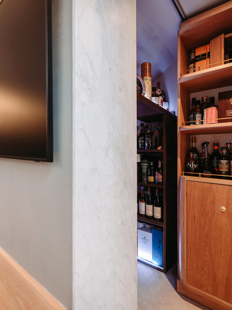 Hidden Wine Cellar modern-vinkaellare