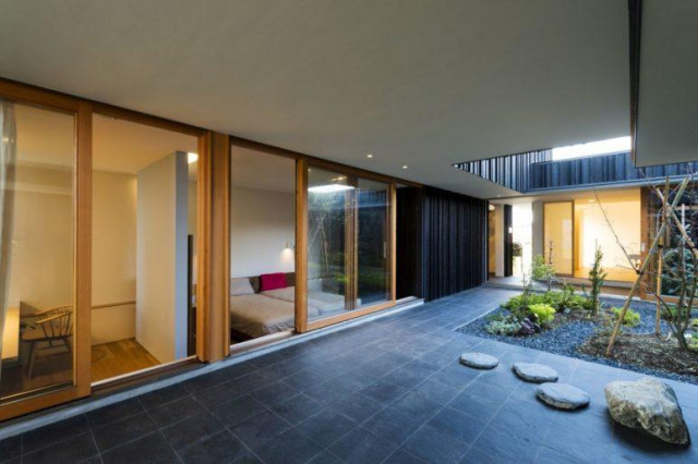 Courtyard 