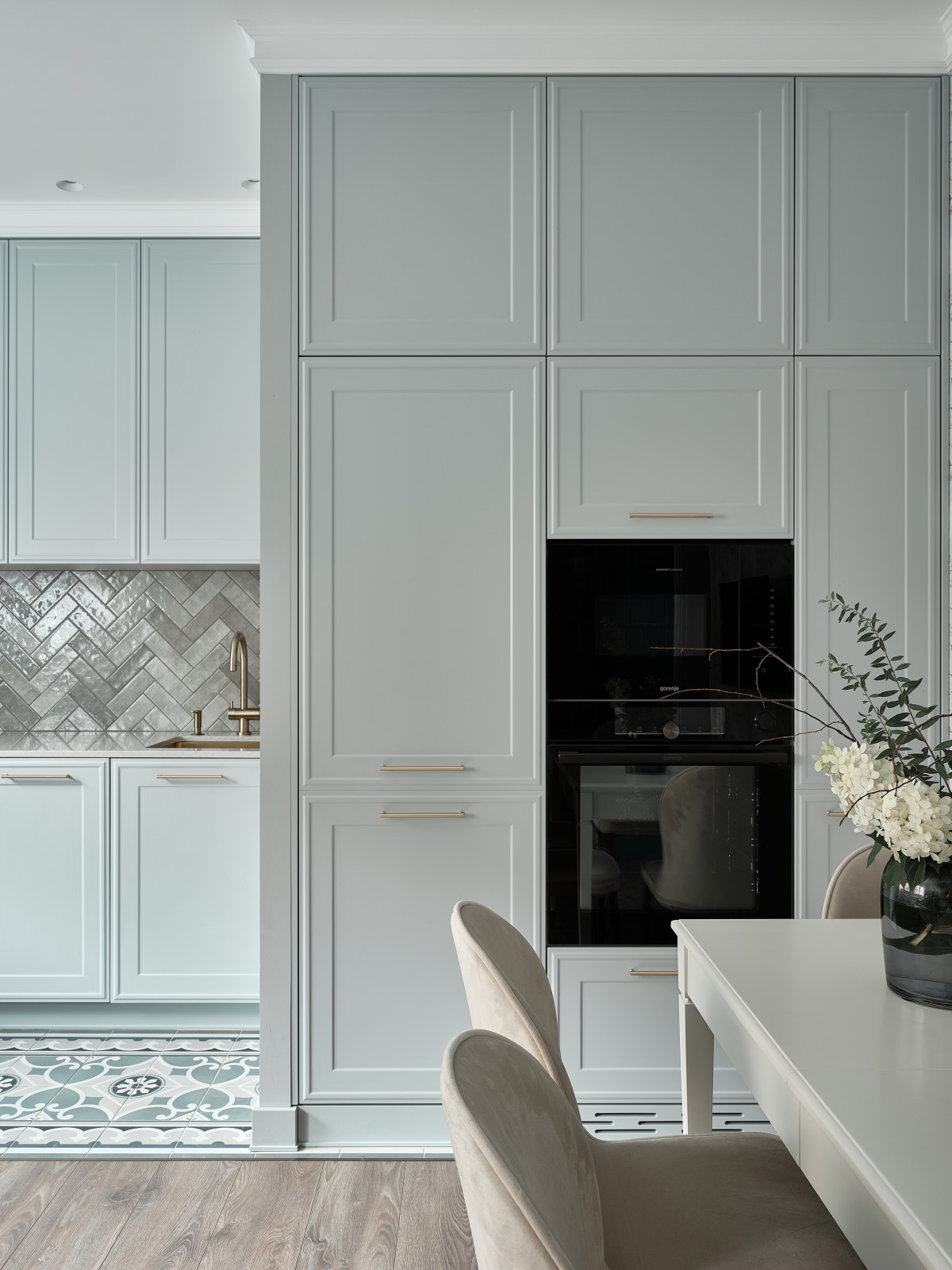 Английская классика кухня шкаф духовка