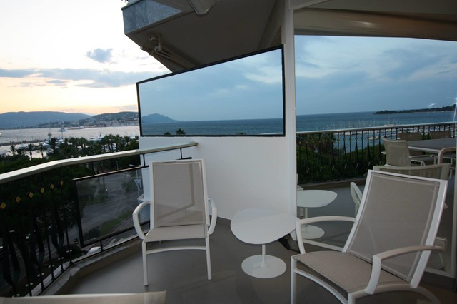 Appartement contemporary-deck