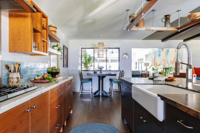 Islands are the crown jewel of kitchen renovations, Houzz study finds -  TileLetter