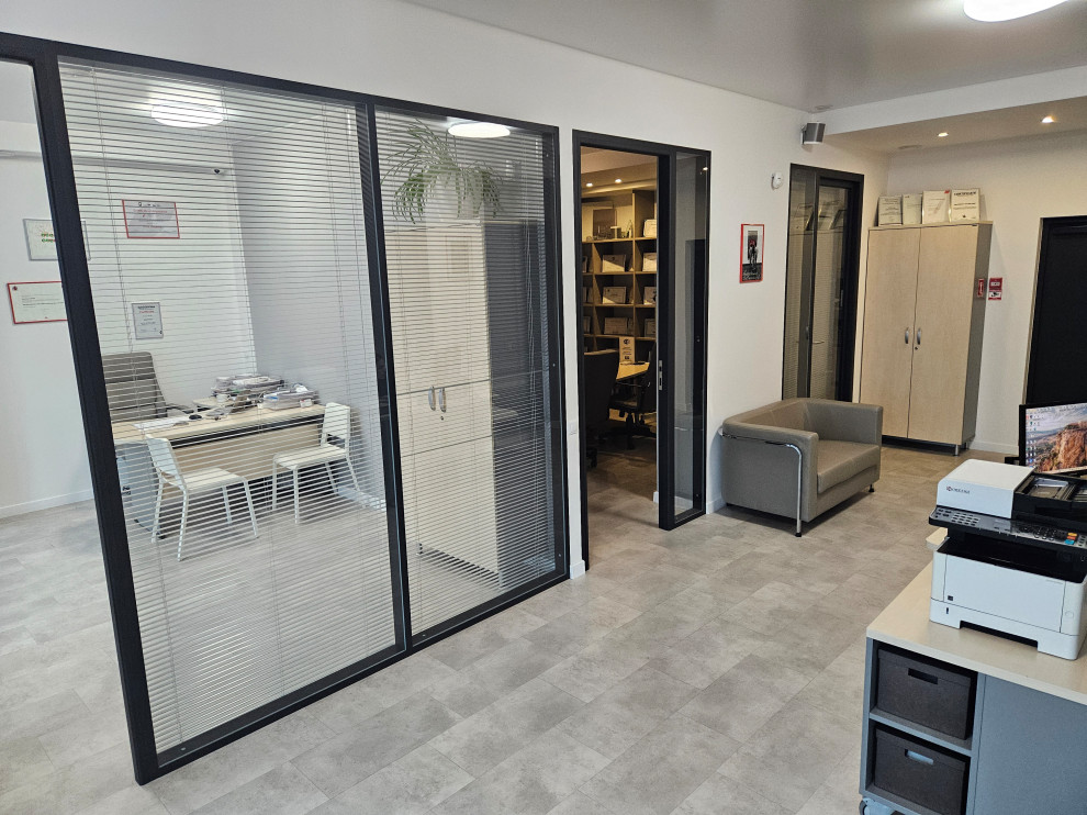 Офис в Петербурге с видом на Неву