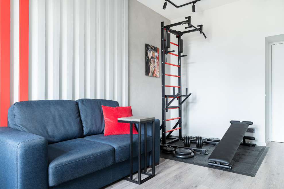 КВАРТИРА С ЯРКИМИ АКЦЕНТАМИ В СТАРОМ ФОНДЕ