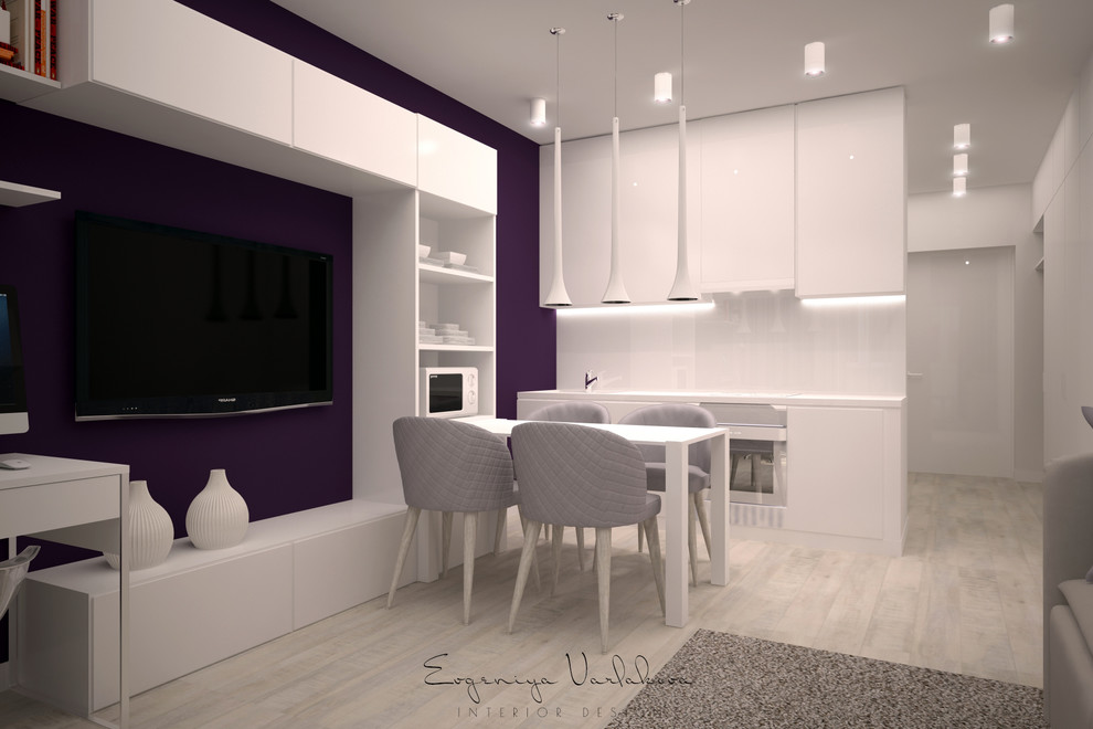 Фиолетовая студия