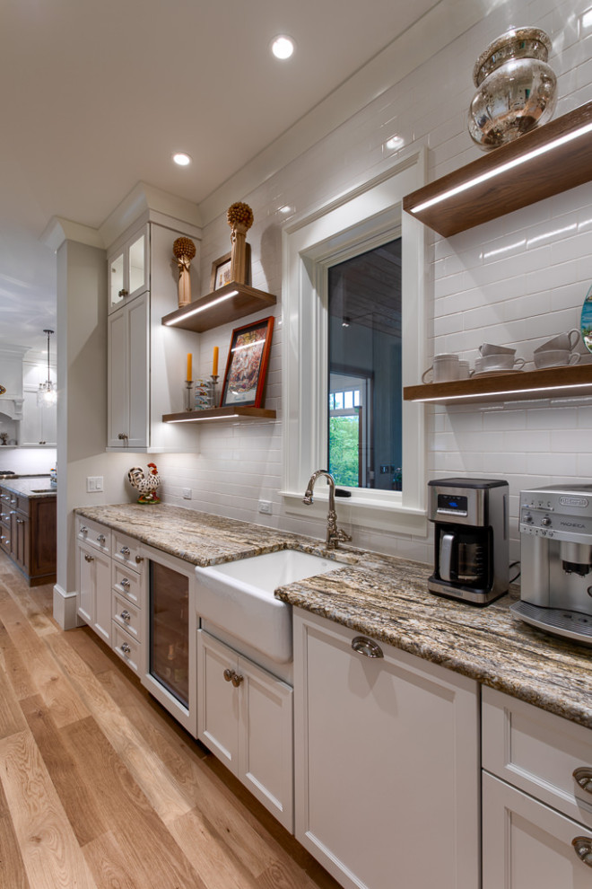 Home design - transitional home design idea