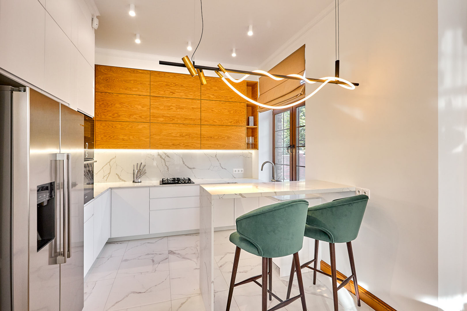 Шпонированная кухня в Зеленоградске