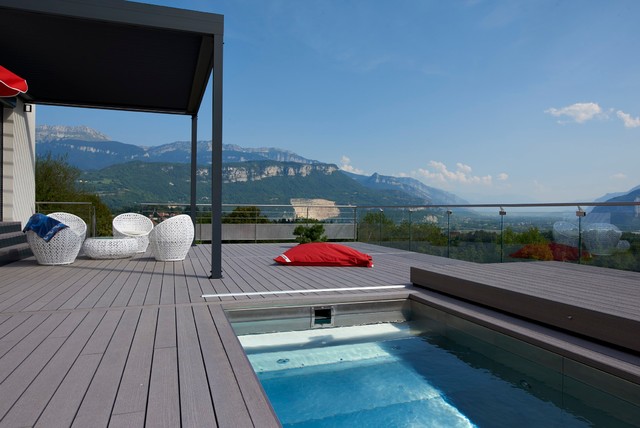 Grenoble contemporary-deck
