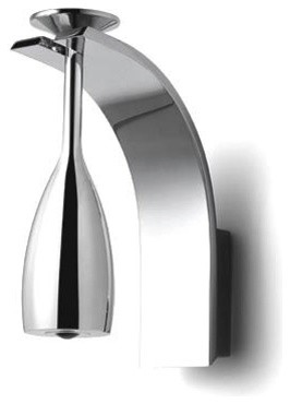 Brindis Wall Lamp