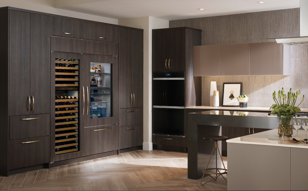 Kitchen - contemporary kitchen idea in Orange County with paneled appliances