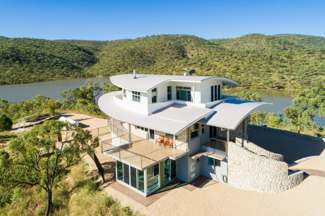 Walsh River House rustik-fasad