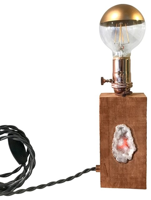 Valejo Geode Post Lamp