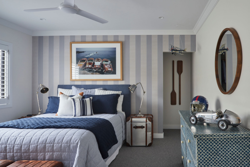 Example of a transitional bedroom design in Gold Coast - Tweed