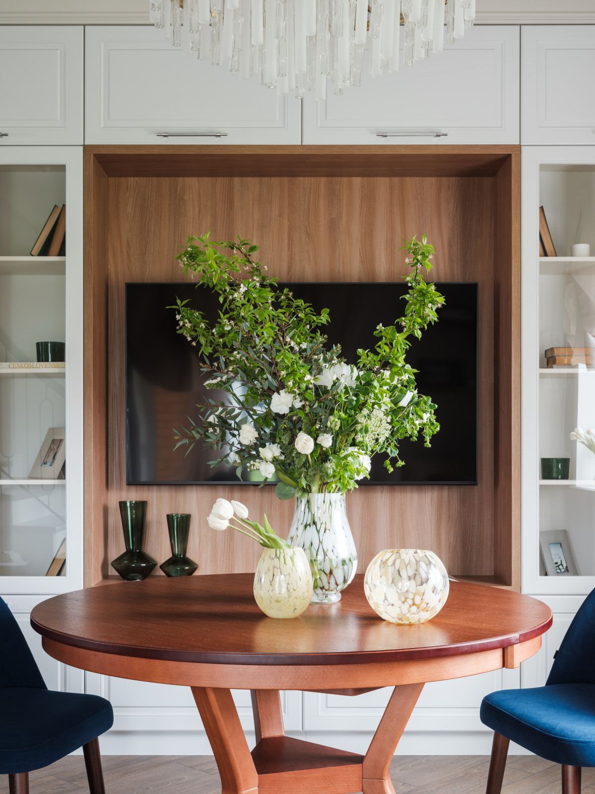 Двухэтажный дом с террасой площадью 170 м²