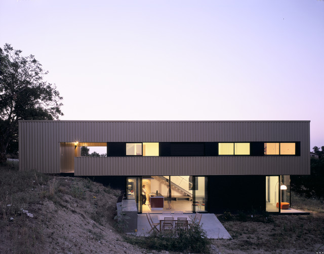 MAISON DOREE industrial-fachada