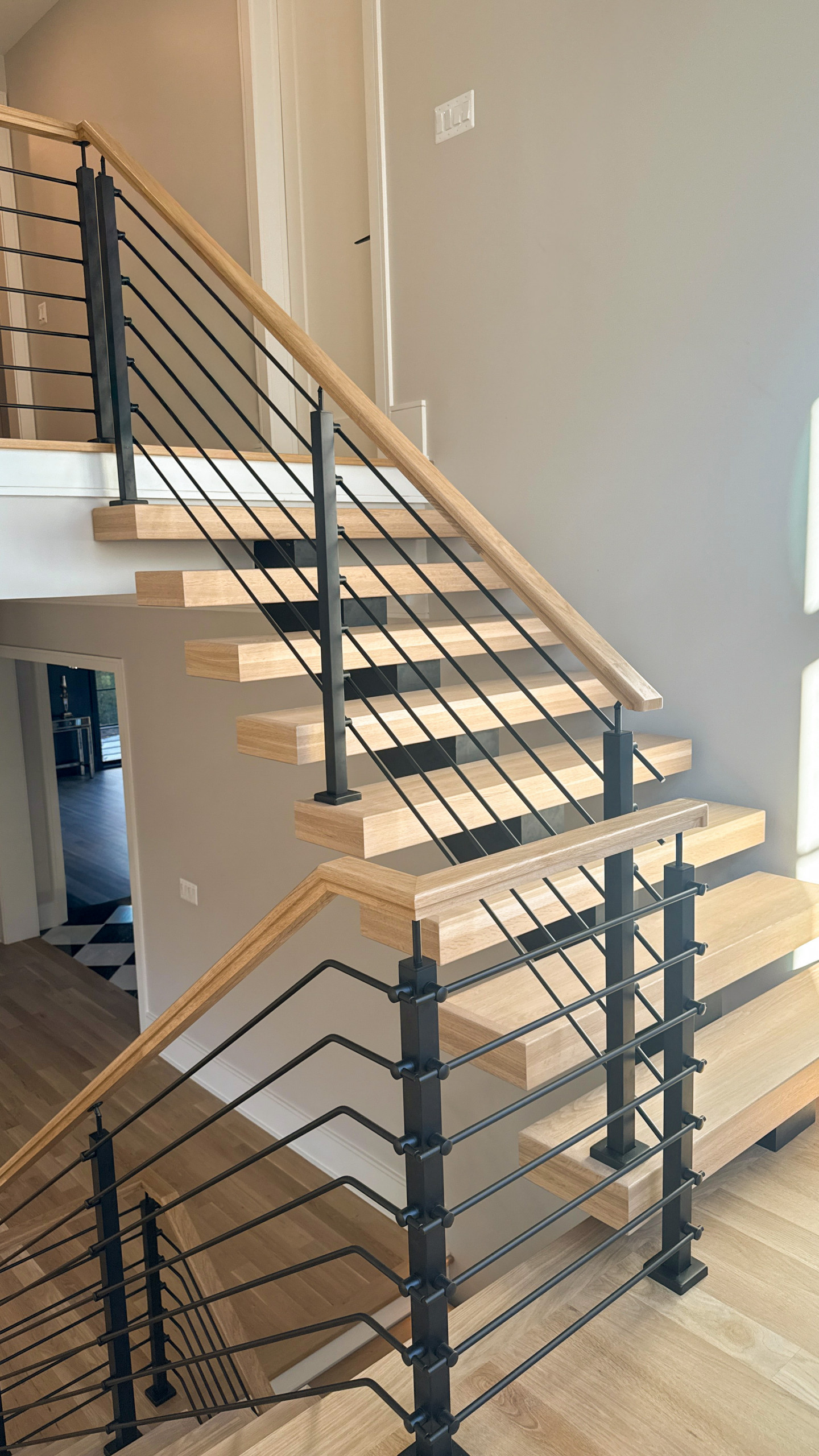Project #147 | Modern Staircase with Seattle Style Stringer
