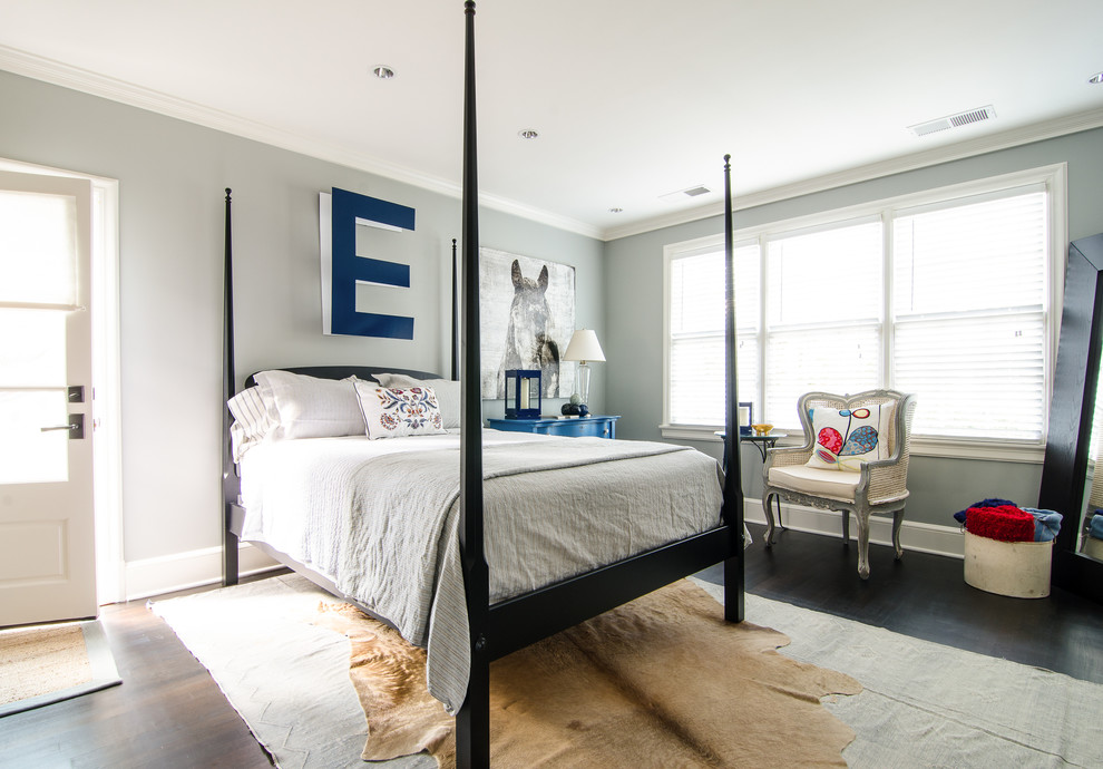 Inspiration for a timeless kids' room remodel in Atlanta with gray walls