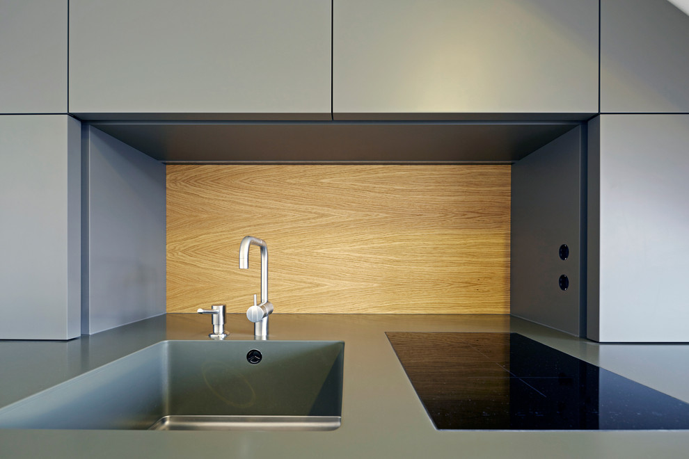 Design ideas for a contemporary home design in Munich.
