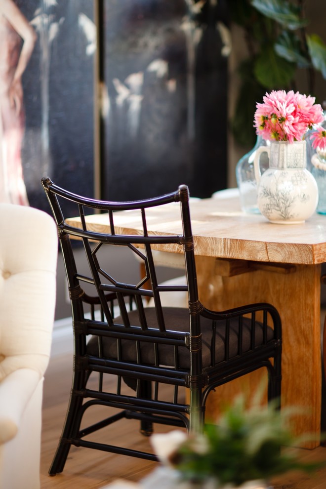 Example of a transitional home design design in Orange County