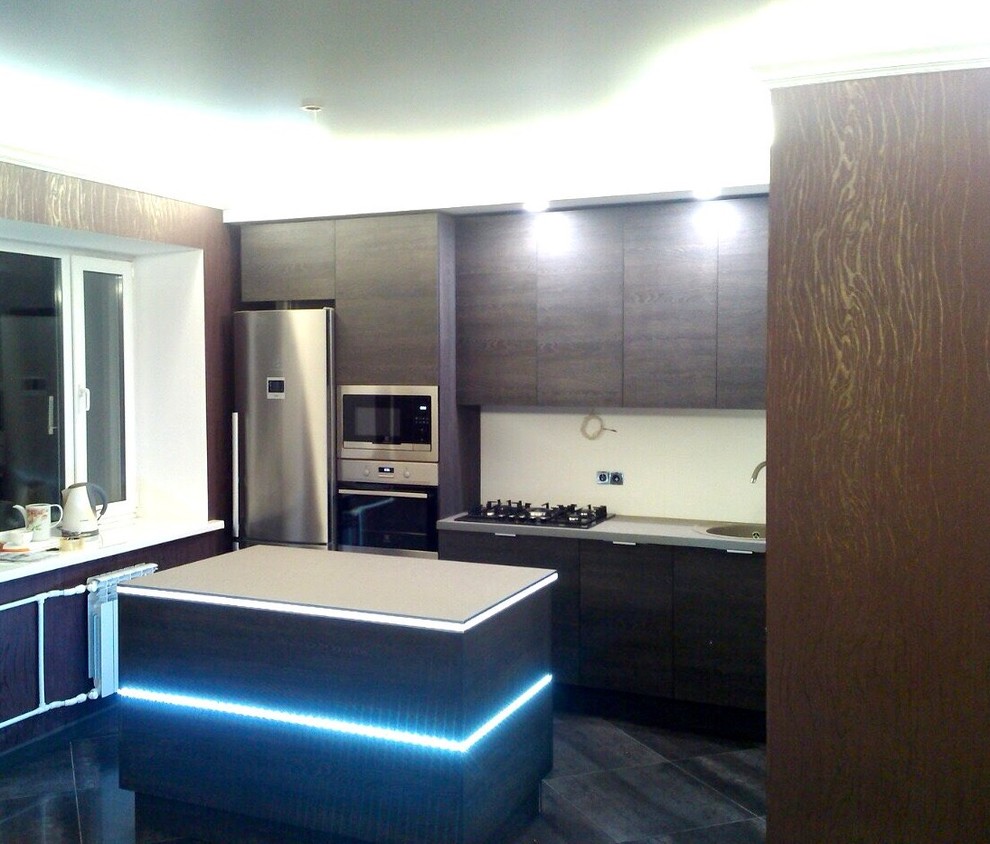 Кухонный гарнитур с островом