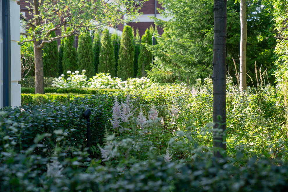 Ренессанс Парк 2022г