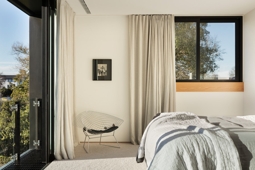 Contemporary bedroom in Christchurch.