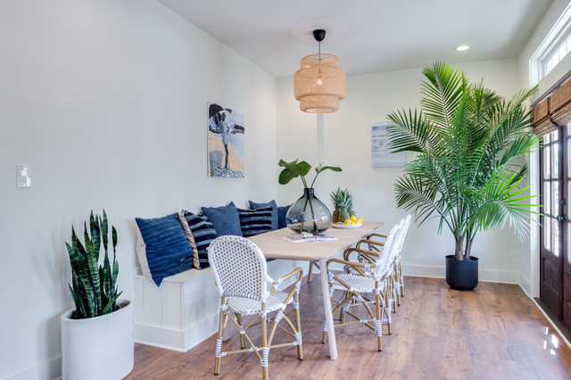 Project Photos beach-style-dining-room